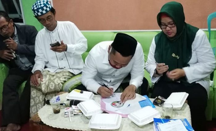 ​Teken Kesepakatan, Nelayan Pulau Bawean Siap Menangkan Pasangan Niat di Pilbup Gresik 2020