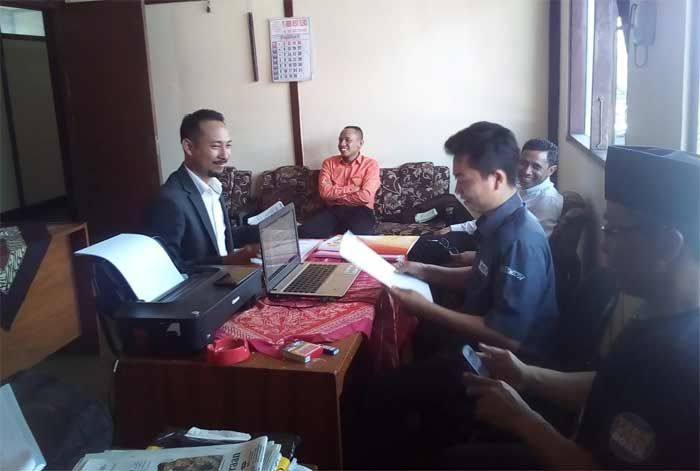 Namanya Tak Ada di DCS, Bacaleg Eks Napi Koruptor Lapor Panwaslu Blitar Namanya Tak Ada di DCS, Bacaleg Eks Napi Koruptor Lapor Panwaslu Blitar