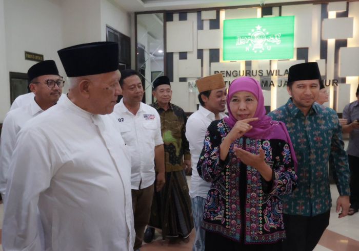 Khofifah-Emil Disambut Ulama PWNU Jatim, Bahas Keumatan hingga Peningkatan Kualitas SDM Khofifah-Emil Disambut Ulama PWNU Jatim, Bahas Keumatan hingga Peningkatan Kualitas SDM