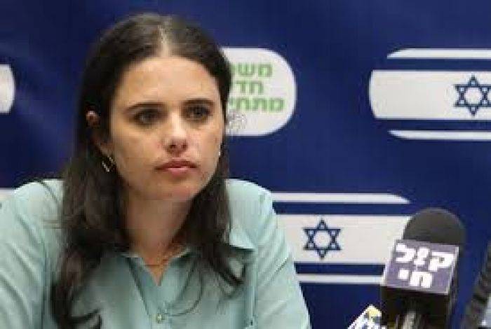 Politisi Cantik Israel Berhati Sadis, Minta Semua Ibu Warga Palestina Dibunuh Politisi Cantik Israel Berhati Sadis, Minta Semua Ibu Warga Palestina Dibunuh