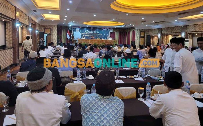 Punya Aura Presiden, Kiai-Kiai Jawa Tengah Dorong Khofifah Capres, Ini Jawab Gubernur Jatim itu Punya Aura Presiden, Kiai-Kiai Jawa Tengah Dorong Khofifah Capres, Ini Jawab Gubernur Jatim itu