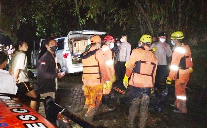 Diduga Putus Cinta, Pemuda Bojonegoro Ditemukan Tewas Mengapung di Sungai Bengawan Solo Tuban