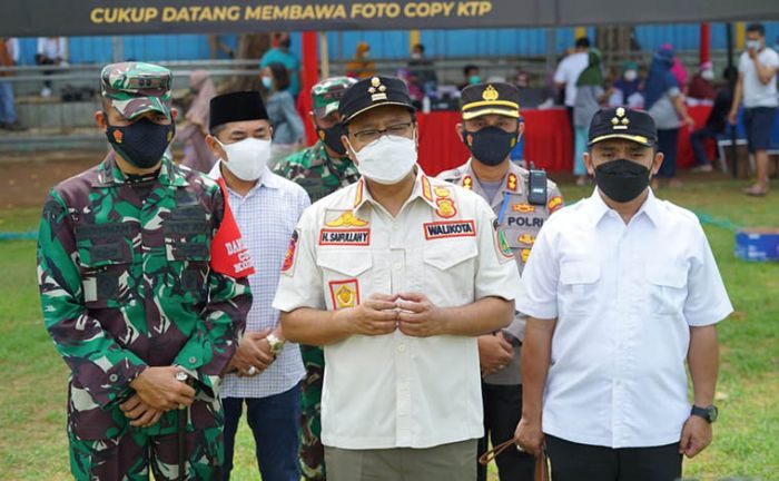 Hadiri Serbuan Vaksinasi Kodim 0819, Gus Ipul Apresiasi Antusiasme Warga Kota Pasuruan Hadiri Serbuan Vaksinasi Kodim 0819, Gus Ipul Apresiasi Antusiasme Warga Kota Pasuruan