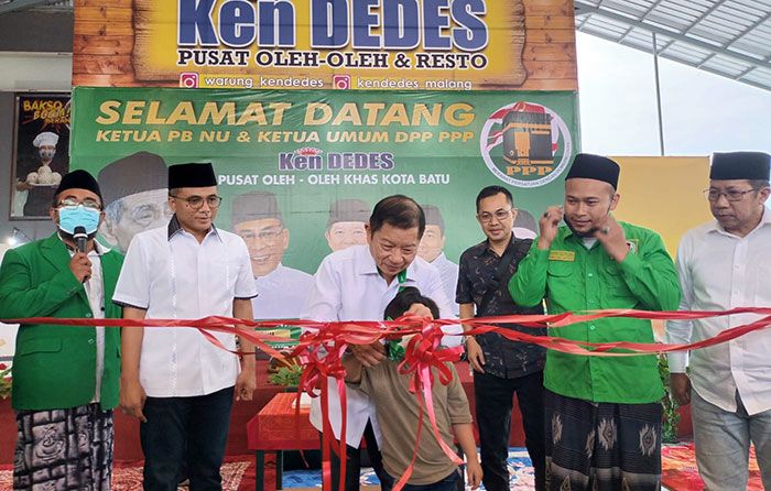 Menteri PPN Resmikan Pusat Oleh-Oleh dan Resto di Batu