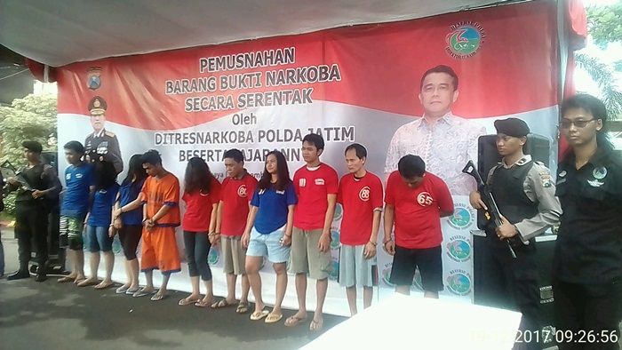 Polda Jatim Musnahkan 5,9 Kg Sabu, 3,2 Juta Pil Ekstasi, serta 195 Pohon dan 2 Kg Ganja