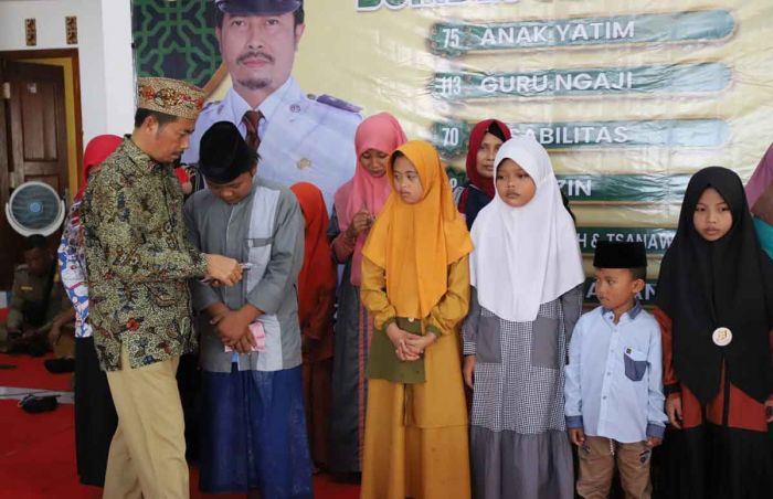 Top! Desa Rek Kerrek Pamekasan Beri Bantuan Uang Tunai dari Hasil BUMDes Top! Desa Rek Kerrek Pamekasan Beri Bantuan Uang Tunai dari Hasil BUMDes