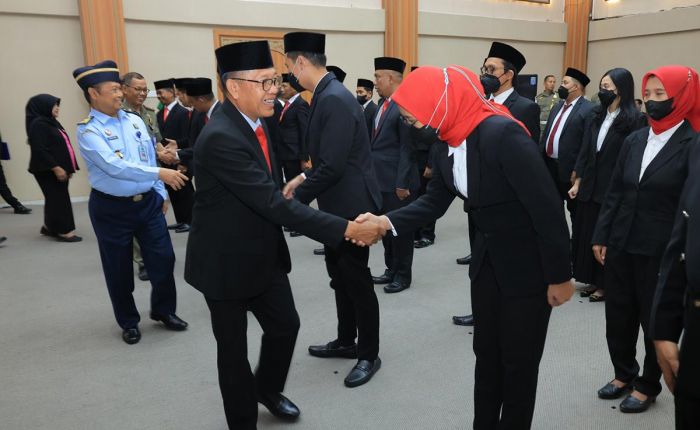 Pesan Kakanwil Kemenkumham Jatim pada PPNS, Notaris Pengganti, dan Pejabat Fungsional yang Dilantik Pesan Kakanwil Kemenkumham Jatim pada PPNS, Notaris Pengganti, dan Pejabat Fungsional yang Dilantik