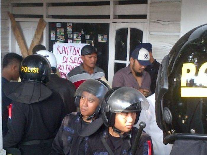 Caleg PBB Beraksi, Pemilu di Pamekasan Masih Bergejolak Caleg PBB Beraksi, Pemilu di Pamekasan Masih Bergejolak