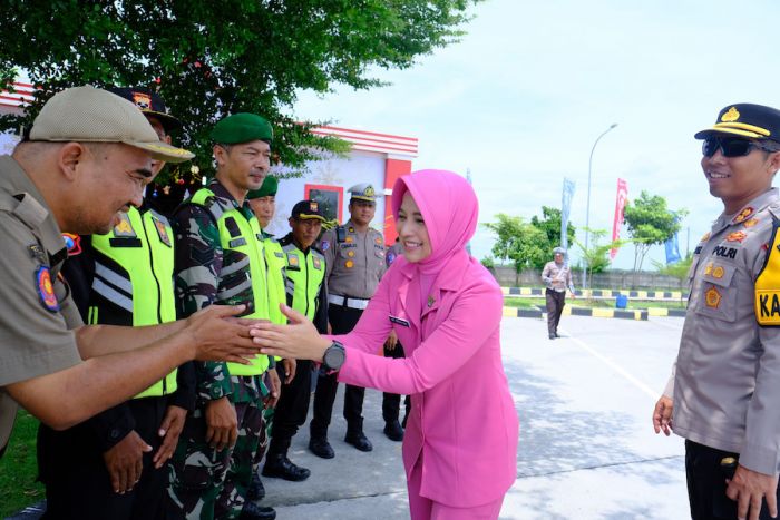 Kapolres dan Ketua Bhayangkari Cabang Ngawi Kunjungi Posyan dan Pospam Operasi Lilin Semeru 2024 Kapolres dan Ketua Bhayangkari Cabang Ngawi Kunjungi Posyan dan Pospam Operasi Lilin Semeru 2024