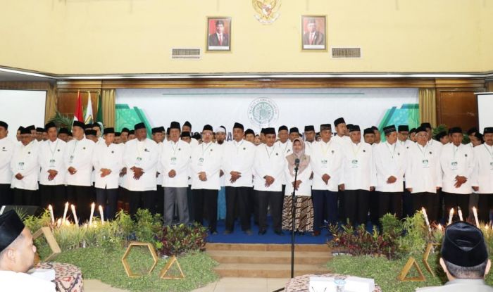 Pengurus MUI Gresik Periode 2019-2024 Dikukuhkan Pengurus MUI Gresik Periode 2019-2024 Dikukuhkan