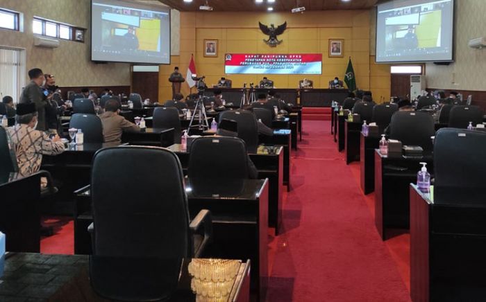 Alokasikan Rp 41 Miliar, Pemkot Blitar Ajak Masyarakat Bahu-membahu Atasi Pandemi Covid-19 Alokasikan Rp 41 Miliar, Pemkot Blitar Ajak Masyarakat Bahu-membahu Atasi Pandemi Covid-19