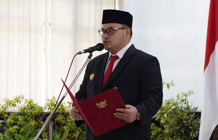 Pelantikan Pejabat di Pemkab Kediri, Mas Dhito Tekankan 2 Hal ini Pelantikan Pejabat di Pemkab Kediri, Mas Dhito Tekankan 2 Hal ini