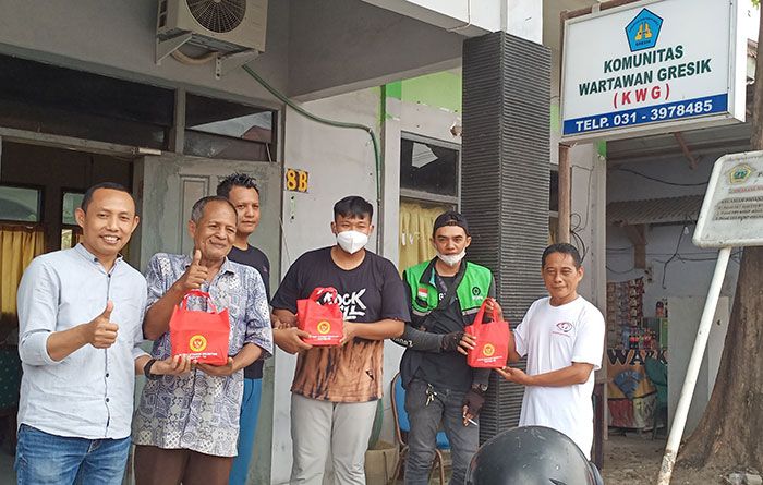 Gandeng KWG, Binda Jatim Berbagi Paket Multivitamin untuk Warga Gresik