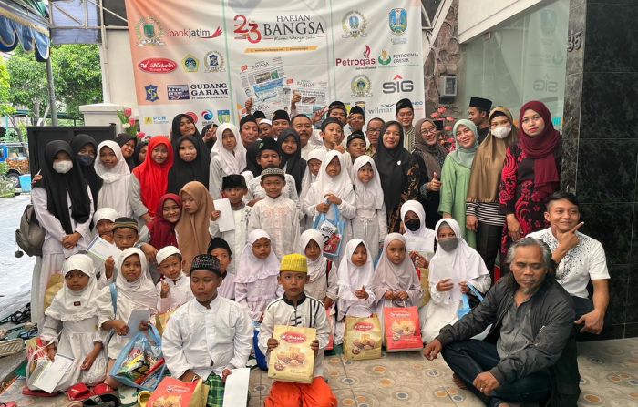 Tasyakuran HUT ke-23 HARIAN BANGSA Berjalan Khidmat, Diwarnai Khotmil Quran dan Santunan Anak Yatim Tasyakuran HUT ke-23 HARIAN BANGSA Berjalan Khidmat, Diwarnai Khotmil Quran dan Santunan Anak Yatim