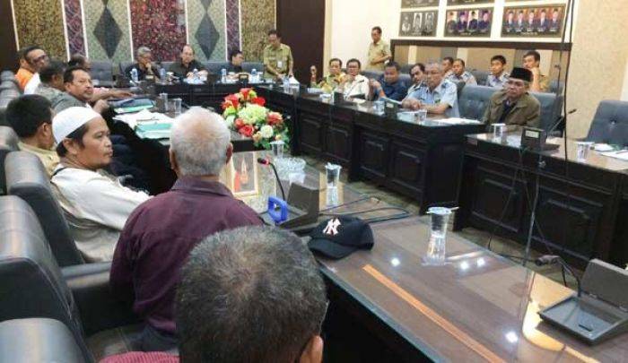 Terancam Kehilangan Rumah, Warga Perak Barat Terancam Kehilangan Rumah, Warga Perak Barat