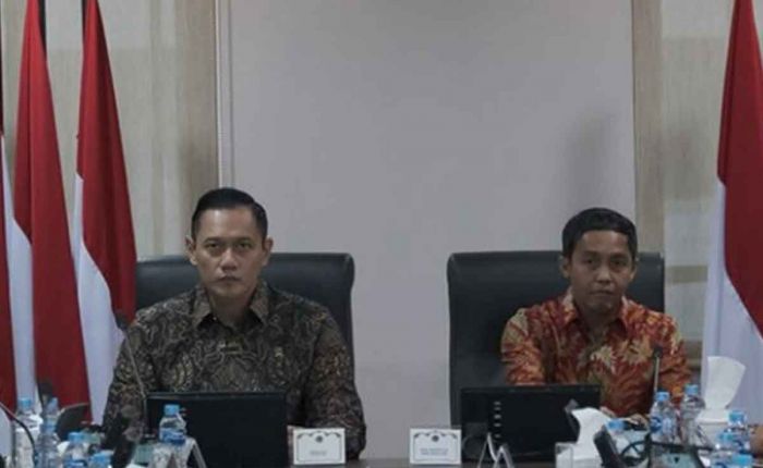 Evaluasi Kinerja Jajaran, AHY Intruksikan Program BPN Menyentuh Seluruh Lapisan Masyarakat Evaluasi Kinerja Jajaran, AHY Intruksikan Program BPN Menyentuh Seluruh Lapisan Masyarakat