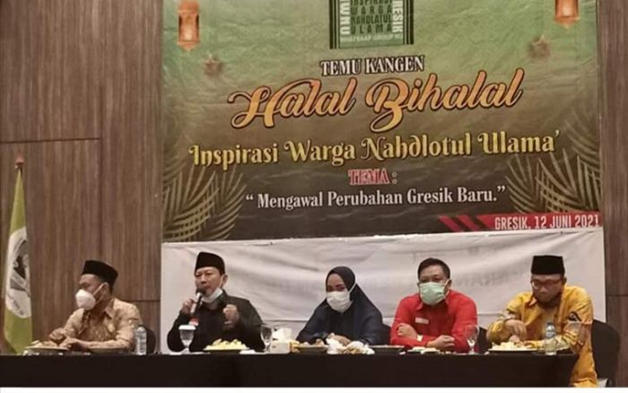 Bupati Gus Yani dan Wabup Bu Min Ajak Anggota Grup WA IWNU Kawal Pemerintahan Gresik Baru Bupati Gus Yani dan Wabup Bu Min Ajak Anggota Grup WA IWNU Kawal Pemerintahan Gresik Baru