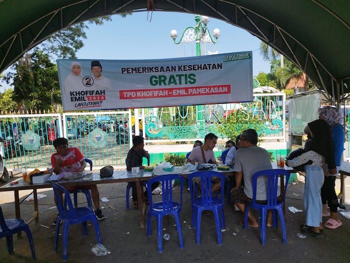 TPD Khofifah-Emil Pamekasan Gelar Cek Kesehatan Gratis di Monumen Arek Lancor TPD Khofifah-Emil Pamekasan Gelar Cek Kesehatan Gratis di Monumen Arek Lancor