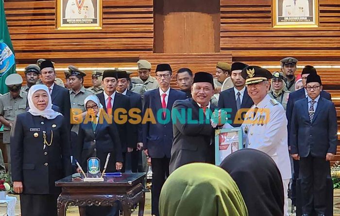 Pelantikan Sesi ke-2, Gubernur Khofifah Minta Pj Bupati/Wali Kota Pelajari Detail Memori Jabatan Pelantikan Sesi ke-2, Gubernur Khofifah Minta Pj Bupati/Wali Kota Pelajari Detail Memori Jabatan