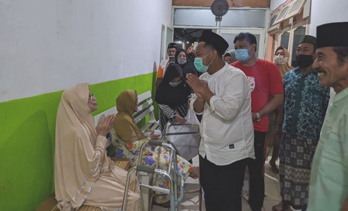 Gus Yani-Bu Min Siapkan Program Seger untuk Tangani Panti Jompo Gus Yani-Bu Min Siapkan Program Seger untuk Tangani Panti Jompo