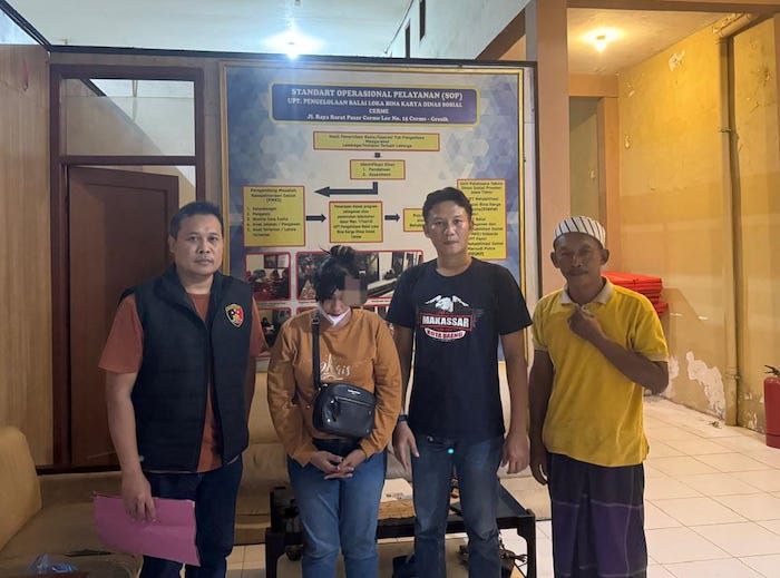 Polsek Duduksampeyan Gresik Ungkap Praktik Prostitusi Terselubung di Warung Remang-Remang Polsek Duduksampeyan Gresik Ungkap Praktik Prostitusi Terselubung di Warung Remang-Remang