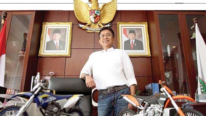 Kejati Jatim Bidik Wali Kota Batu Eddy Rumpoko dalam Kasus Shining Batu Investment Kejati Jatim Bidik Wali Kota Batu Eddy Rumpoko dalam Kasus Shining Batu Investment