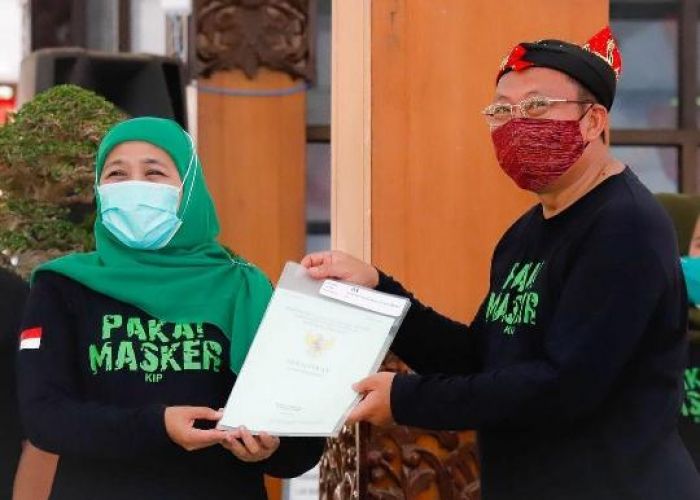 Sampaikan Dukacita Atas Wafatnya Bupati Situbondo, Gubernur Khofifah Ingatkan Jaga Prokes Sampaikan Dukacita Atas Wafatnya Bupati Situbondo, Gubernur Khofifah Ingatkan Jaga Prokes