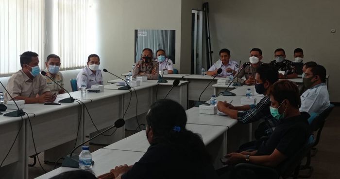 Didatangi PKL, Pemkab Kediri Kaji Pembukaan Kawasan Simpang Lima Gumul Didatangi PKL, Pemkab Kediri Kaji Pembukaan Kawasan Simpang Lima Gumul