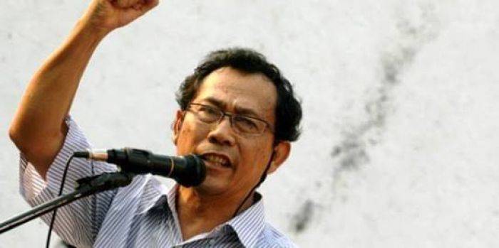 "Stop Kereta Api Cepat Jakarta Bandung! Stop Kerajaan Cina di Jabar" "Stop Kereta Api Cepat Jakarta Bandung! Stop Kerajaan Cina di Jabar"