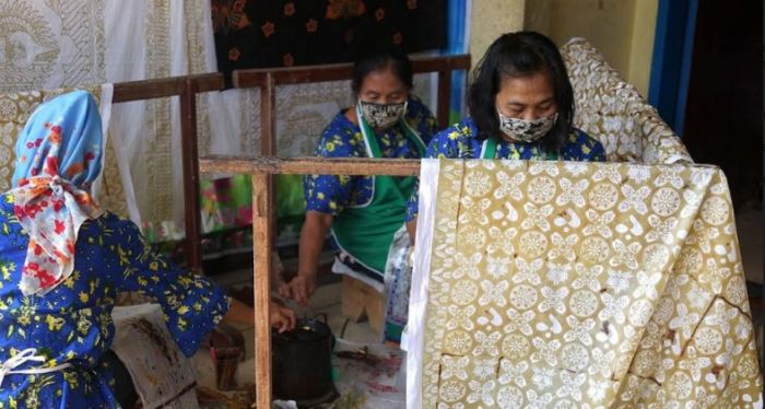 ​Menilik Batik Karya Kota Kediri, Memeriahkan Hari Batik Nasional 2020