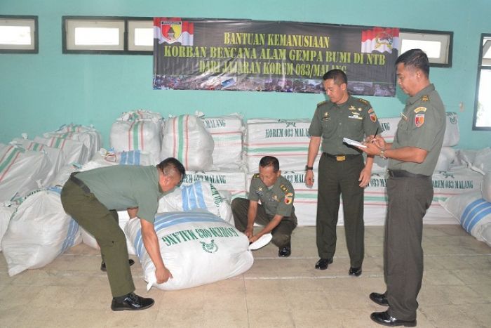 Korem Baladhika Jaya Kirim Sembako dan Baju Layak Pakai ke NTB Korem Baladhika Jaya Kirim Sembako dan Baju Layak Pakai ke NTB