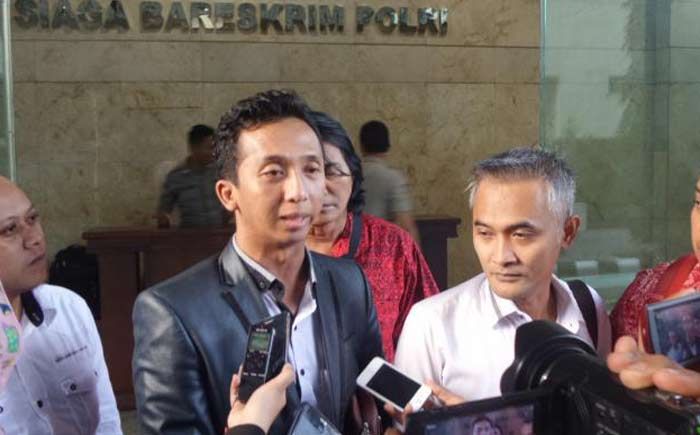 Minta Ahok Bangkitkan Nabi Muhammad, Desmon J Mahesa Dilaporkan ke Polri Minta Ahok Bangkitkan Nabi Muhammad, Desmon J Mahesa Dilaporkan ke Polri