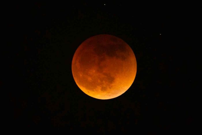Gerhana Bulan Total Pada 8 November 2022: Kaum Muslim Dianjurkan Sholat Khusuf Gerhana Bulan Total Pada 8 November 2022: Kaum Muslim Dianjurkan Sholat Khusuf