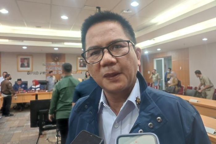Pemerintah DKI Jakarta Rencanakan Penerapan Sanksi Bagi Pemilik Mobil yang Tak Punya Garasi Pemerintah DKI Jakarta Rencanakan Penerapan Sanksi Bagi Pemilik Mobil yang Tak Punya Garasi