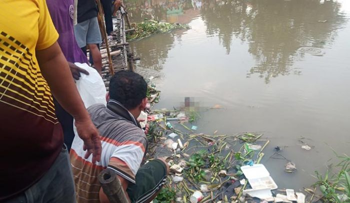 Mayat Bayi di Sungai Gegerkan Warga Sukodono Sidoarjo