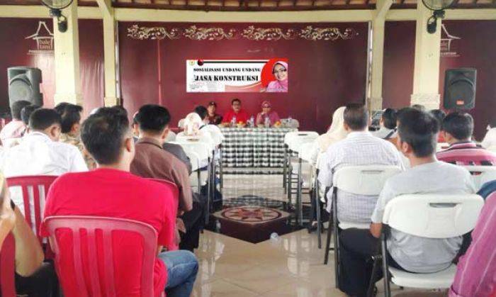 Sosialisasikan UU Jasa Kontruksi Baru, Estu Kumpulkan Kades Sosialisasikan UU Jasa Kontruksi Baru, Estu Kumpulkan Kades
