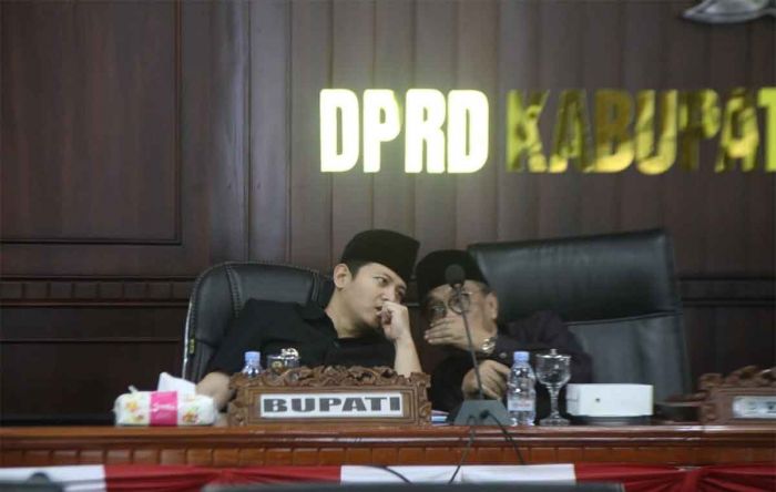 Bupati Trenggalek Respons Positif Kritik dari Dewan soal LKPJ 2023 Bupati Trenggalek Respons Positif Kritik dari Dewan soal LKPJ 2023