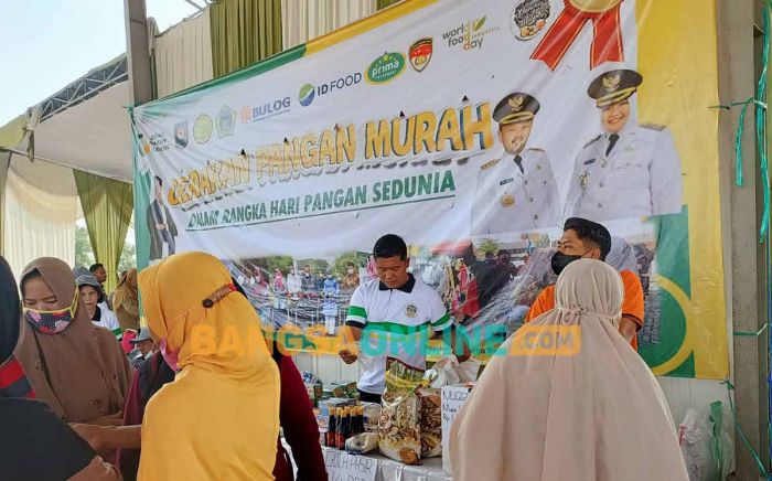 Pemdes Kedanyang Gresik Gelar Pasar Sembako Murah Pemdes Kedanyang Gresik Gelar Pasar Sembako Murah