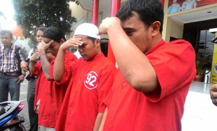 Komplotan Curanmor di Surabaya Ditangkap Komplotan Curanmor di Surabaya Ditangkap