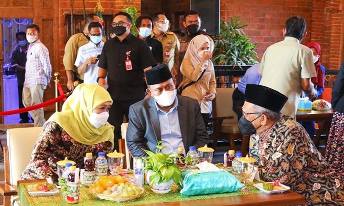 Jelang Ramadan 1443 H, Gubernur Khofifah Mengajak Masyarakat untuk Mengasah Kesalehan Sosial Jelang Ramadan 1443 H, Gubernur Khofifah Mengajak Masyarakat untuk Mengasah Kesalehan Sosial
