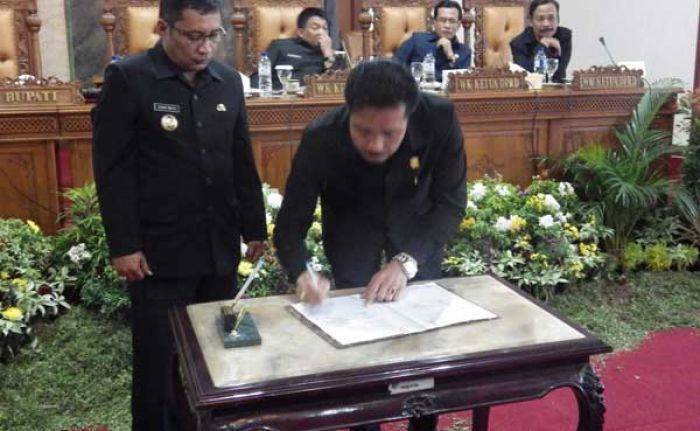 DPRD Tulungagung Sahkan 7 Raperda Jadi Perda DPRD Tulungagung Sahkan 7 Raperda Jadi Perda