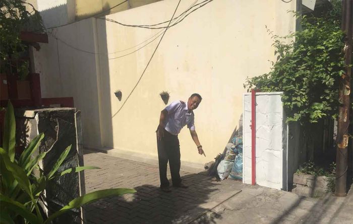 Polisi Buru Pembuang Bayi di Surabaya Polisi Buru Pembuang Bayi di Surabaya