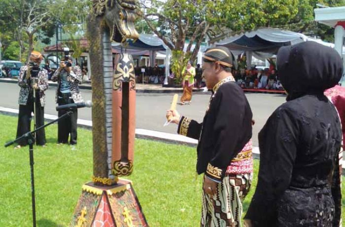 Bupati Indartato: Pemkab Pacitan Banyak Meraih Penghargaan Nasional dan Provinsi Bupati Indartato: Pemkab Pacitan Banyak Meraih Penghargaan Nasional dan Provinsi