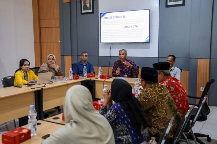 Disperdagin Kota Kediri Terima Kunker DPRD Temanggung, Bahas Pengelolaan Dana Cukai