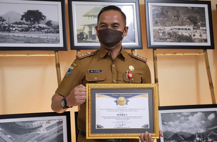Kota Batu Raih Dua Penghargaan dari Kementerian PPPA Kota Batu Raih Dua Penghargaan dari Kementerian PPPA