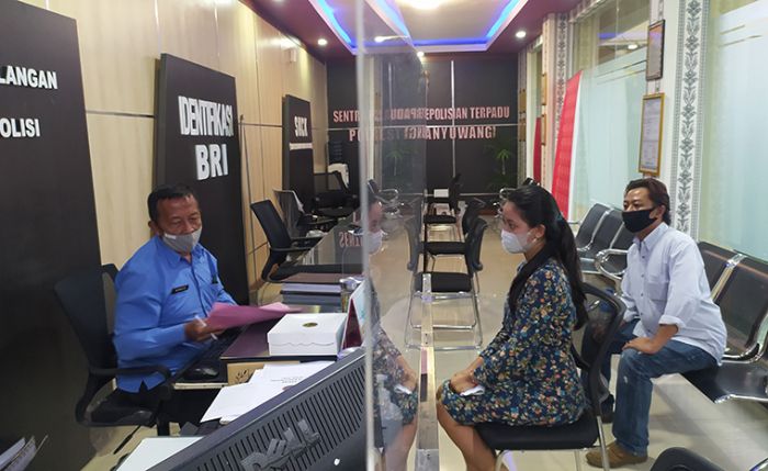 Banyuwangi Geger! Dijanjikan Keuntungan 50%, Ratusan Korban Investasi Bodong Lapor Polisi Banyuwangi Geger! Dijanjikan Keuntungan 50%, Ratusan Korban Investasi Bodong Lapor Polisi