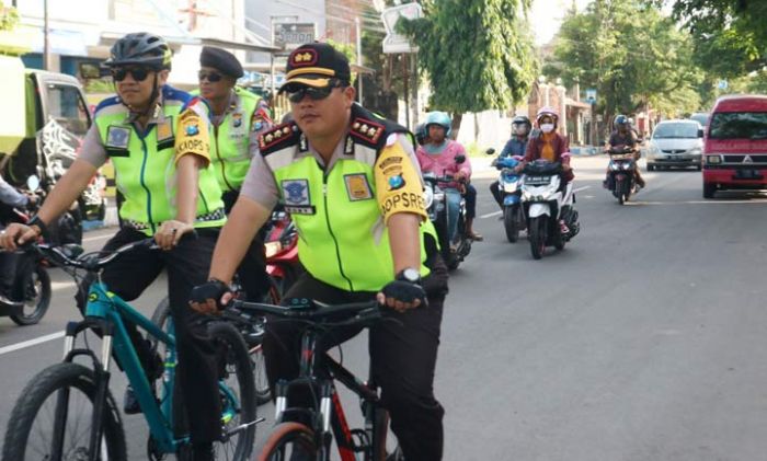 Kampanyekan Hidup Sehat, Kapolres Bangkalan Ajak Jajaran dan Masyarakat Bersepeda
