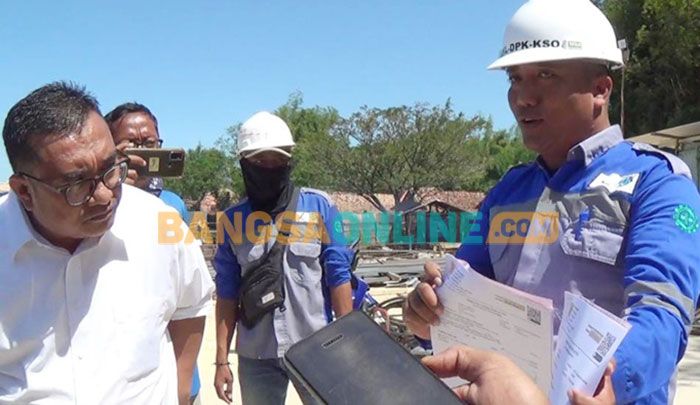Denda Sambungan Listrik Ilegal di Mega Proyek JLS Sampang Dibayar Denda Sambungan Listrik Ilegal di Mega Proyek JLS Sampang Dibayar