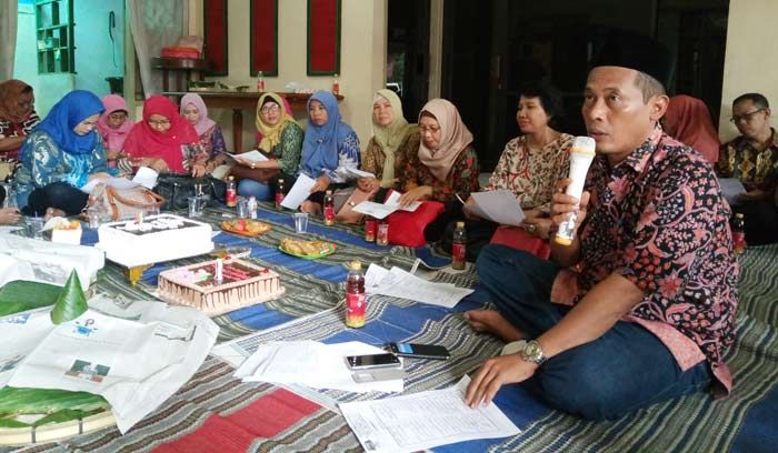 Peduli Kawan Lama, Anggota DPRD Kota Pasuruan Gelar Reuni Smada 88 Peduli Kawan Lama, Anggota DPRD Kota Pasuruan Gelar Reuni Smada 88