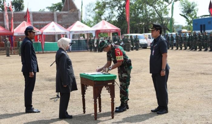 Bupati Kediri Pimpin Upacara TMMD ke-103